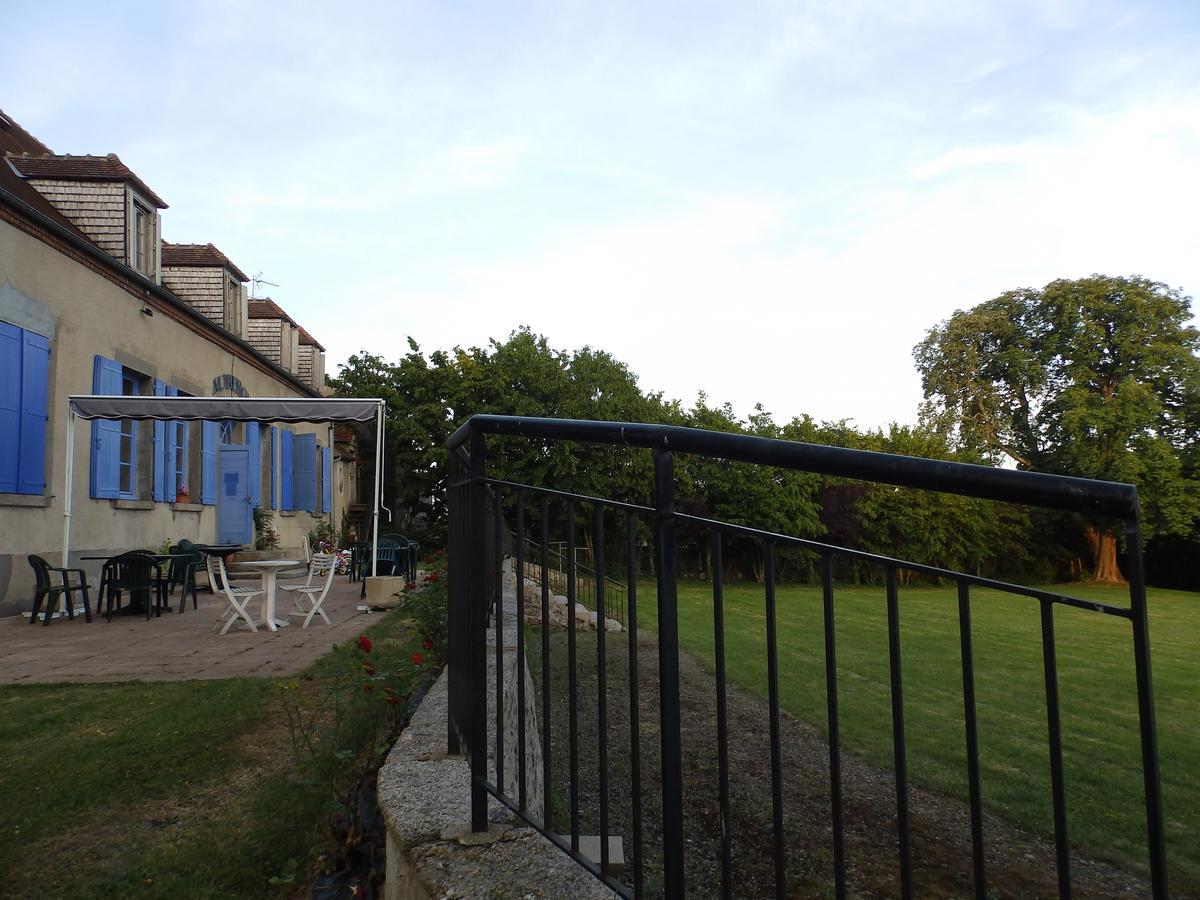 La Fontaine Aux Loups Hotel Saint-Sulpice-le-Dunois Exterior photo